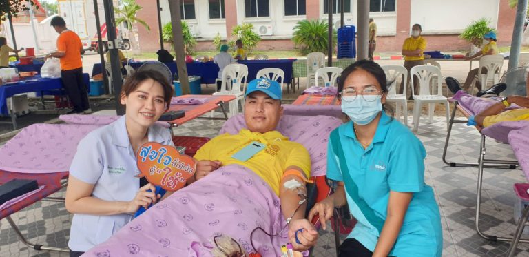 ร่วมกิจกรรมบริจากโลหิตในโครงการ “จิตอาสา บริจากโลหิต ตำรวจภูธรจังหวัดนครนายก เทิดทูนสถานบันพระมหากษัตย์”