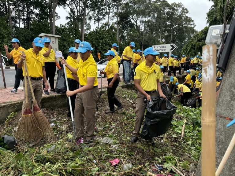 กิจกรรมจิตอาสาเนื่องในโอกาส มหามงคลเฉลิมพระชนมพรรษาครบ 6 รอบ สภ.เมืองนครนายก ภ.จว.นครนายก