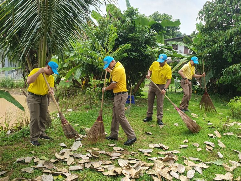 ร่วมกิจกรรมจิตอาสา บำเพ็ญสาธารณประโยชน์ จิตอาสาพัฒนา และจิตอาสาเฉพาะกิจ